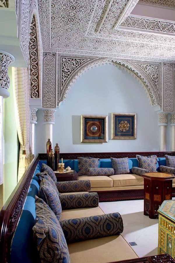 مجالس عربية ومجالس رجال بروح الديكور المغربي الفخم ديكورات أرابيا